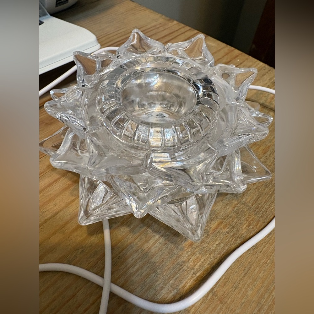 Lotus flower lighted sphere holder